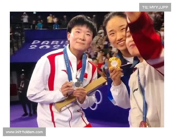 何冰娇巴黎奥运领奖台上手持西班牙徽章的背后故事与心路历程 何冰娇巴黎奥运领奖台上手持西班牙徽章的背后故事与心路历程